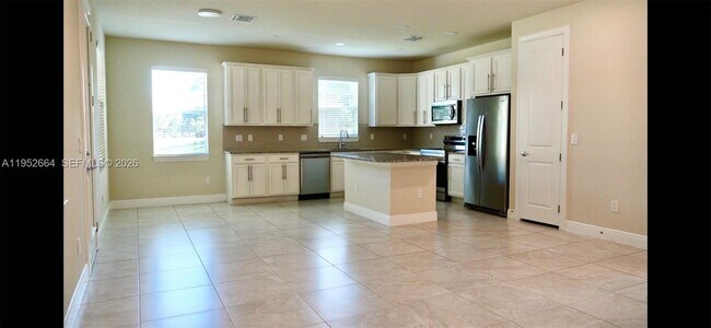 Photo - 3917 Mahogany Ln