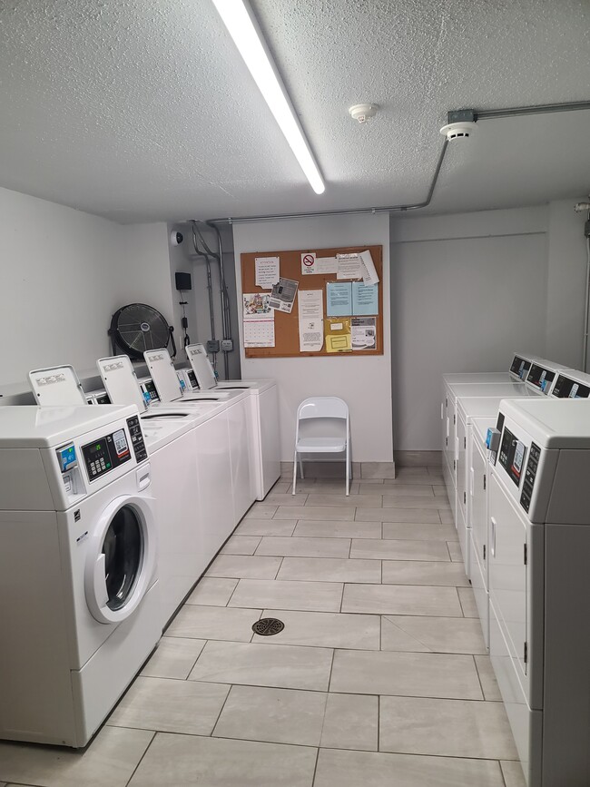 Sterling Towers Apartments Sterling, IL