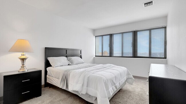 301 Chestnut St Unit SI FL25-ID1612959P