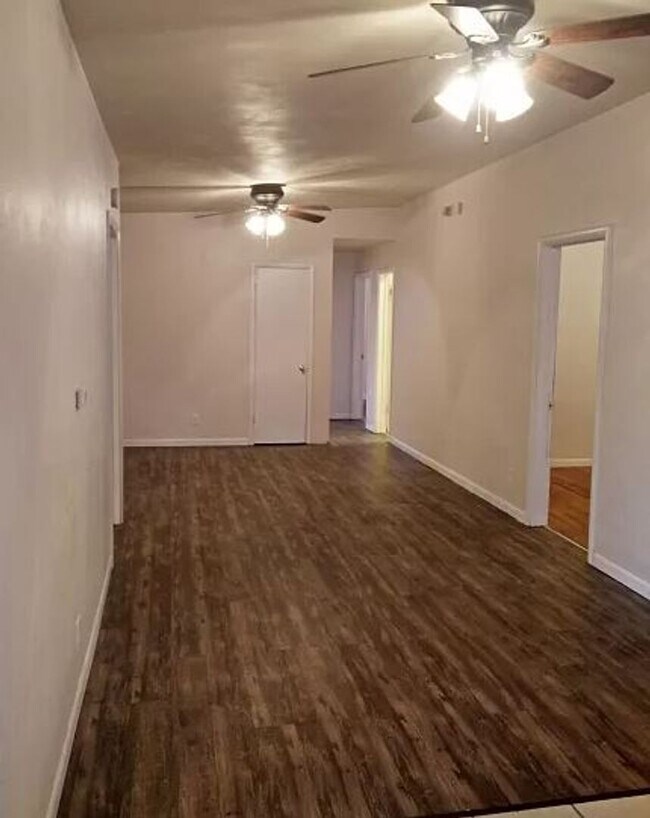 Photo - 926 N Linview Ave Unit .5