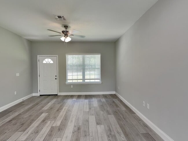 Photo - 2555 W Royal Palm Dr