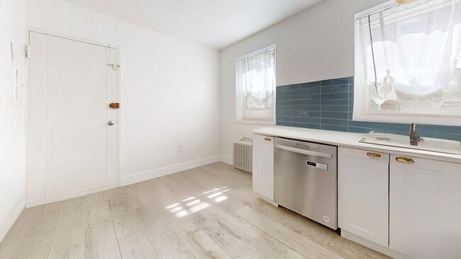 Photo - 465 Arborway Unit 13