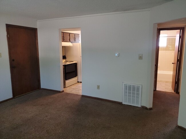 Photo - 920 W Texas Ave Unit D