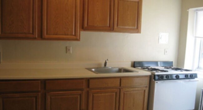 Photo - 158 Oakland St Unit #158
