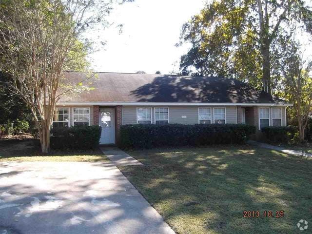 Building Photo - 1861 Hopkins Dr Rental