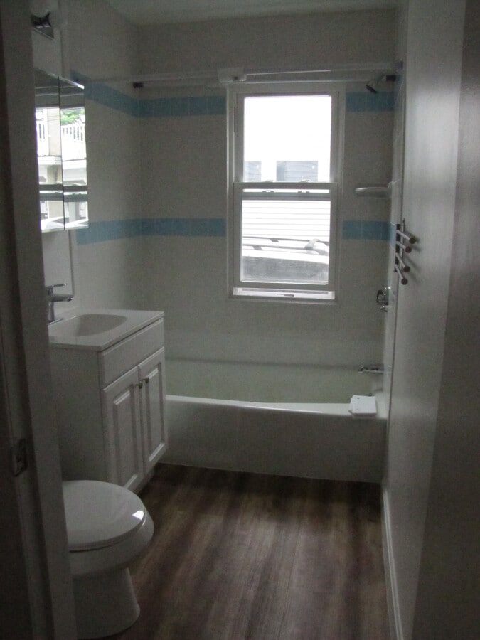 Photo - 285 Fayette St