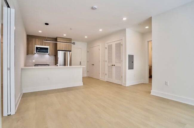 Photo - 303 Madison St Unit 306