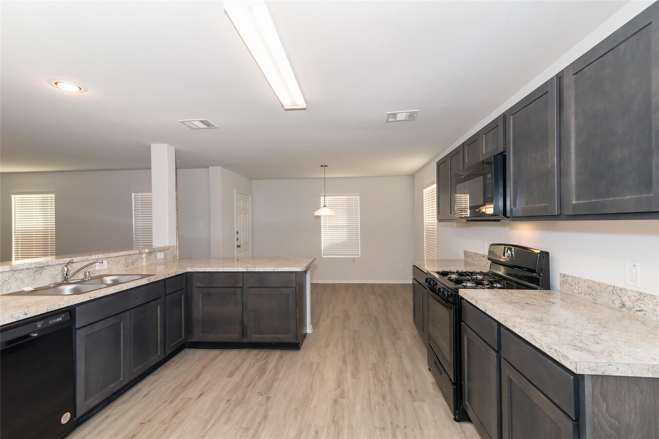 Photo - 8806 J C Oaks Cir