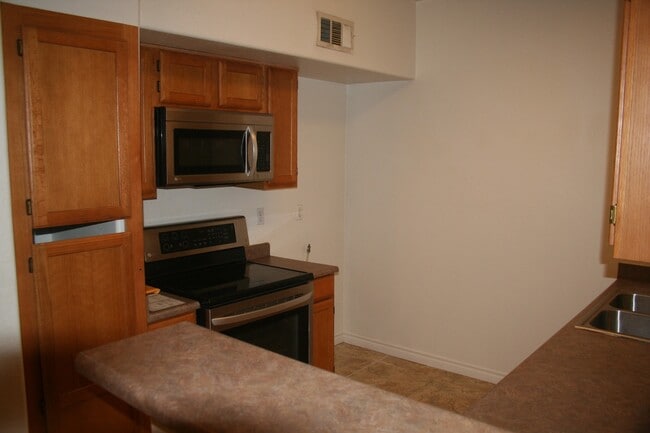 Photo - Great Community with all Amenities included