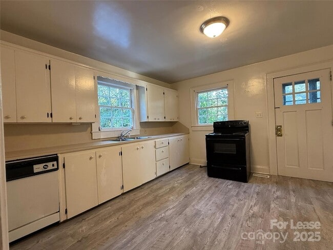 Photo - 505 Franklin Ave