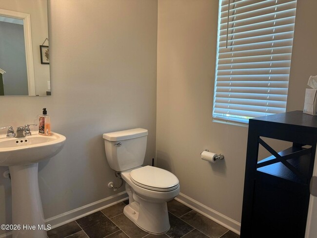 Photo - 765 Conductor Ct