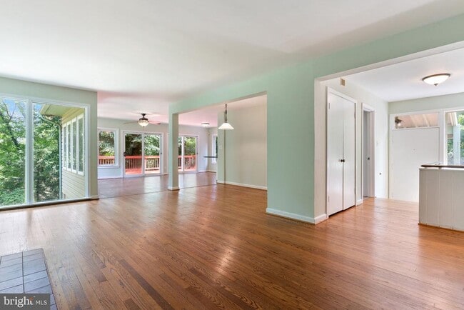 Photo - 2206 N Taft St