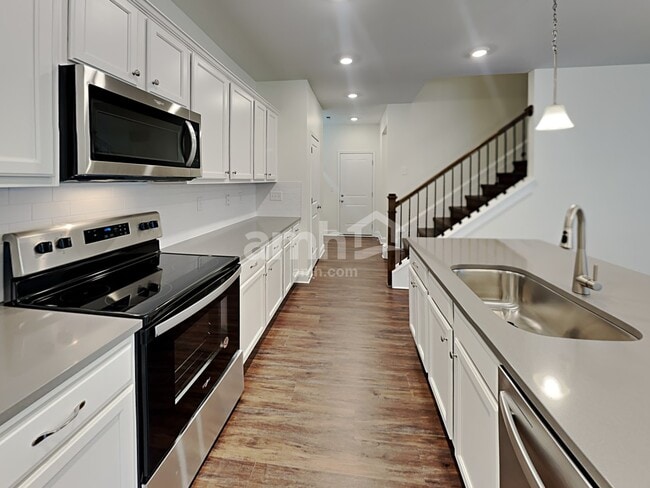 Photo - 7034 Garrett Ct