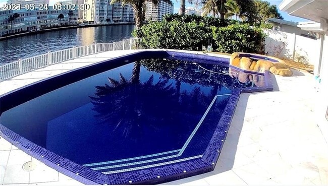 Photo - 720 NE 28th Ave