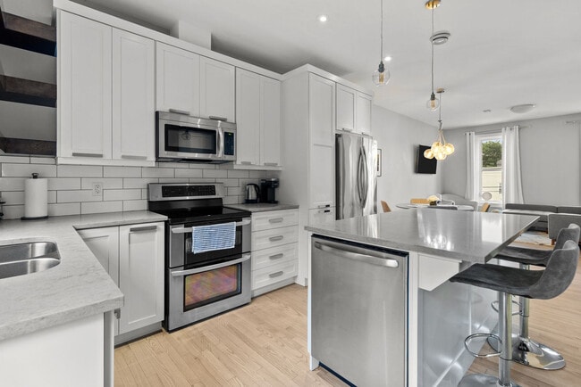 Photo - 52 Pennywell Rd Unité SI FL2-ID1438831P