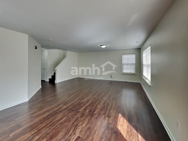 Photo - 8849 Laurel Run Dr