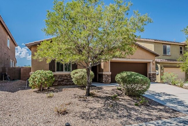 Photo - Modern 4 Bed Tucson Rental with Spacious K...