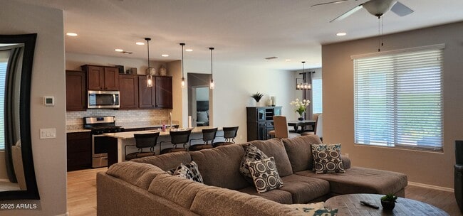 Photo - 18903 N 261st Dr