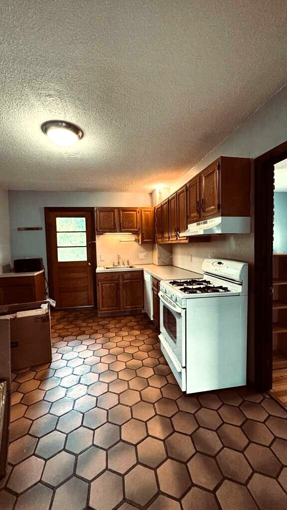 62 River St Unit 3