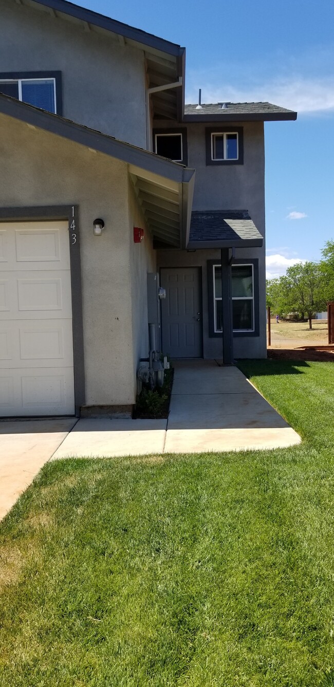 Photo - 143 Brookridge Dr Townhome