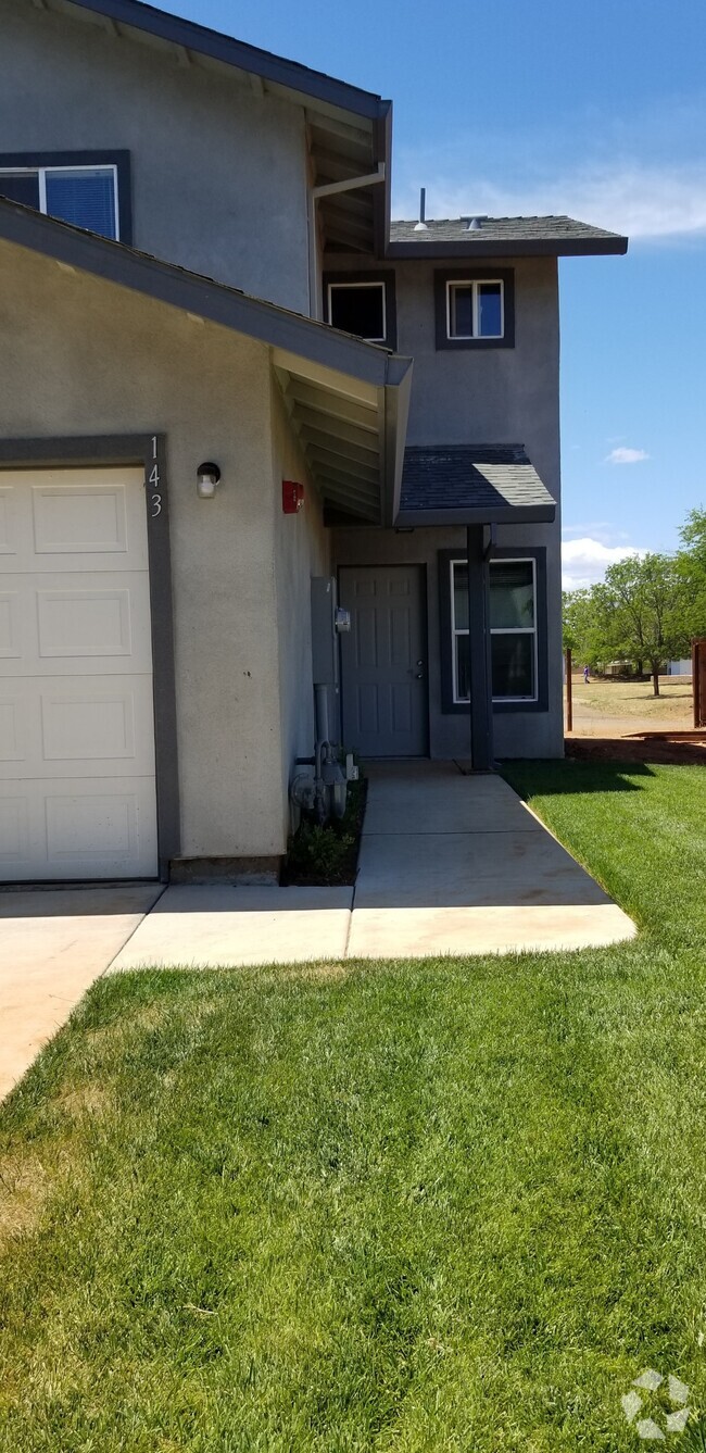 Building Photo - 143 Brookridge Dr Rental