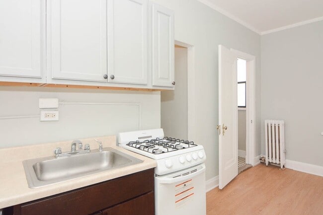 Photo - 3836 N Fremont St Unit 115