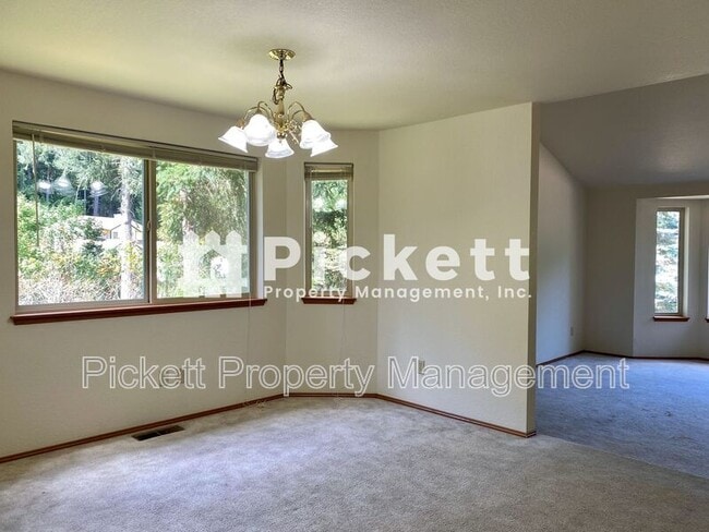 Photo - 10659 Wharf Pl NW