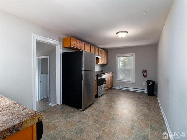 Photo - 729 Watsontown Rd