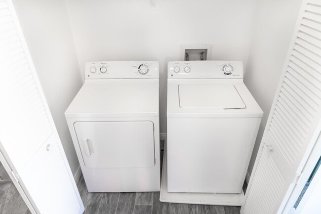 Photo - Viewpoint Luxury Apartments