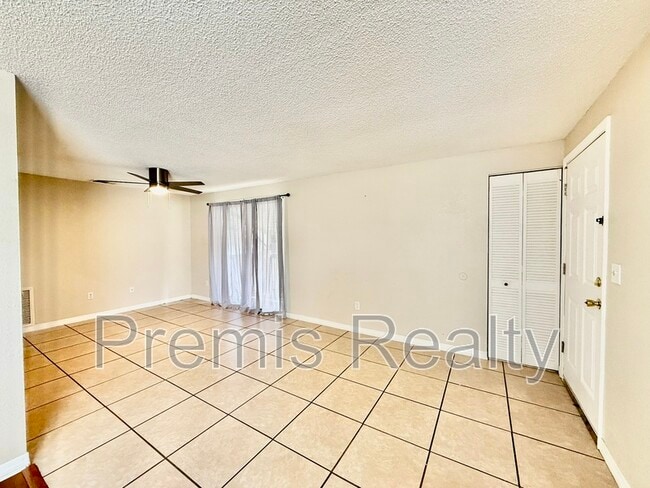 Photo - 123 Loblolly Ct Unit #D