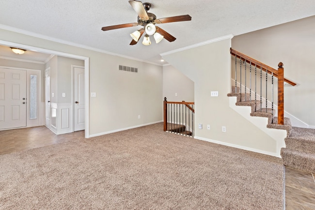 Photo - Great 3 Bedroom Townhome For Rent!