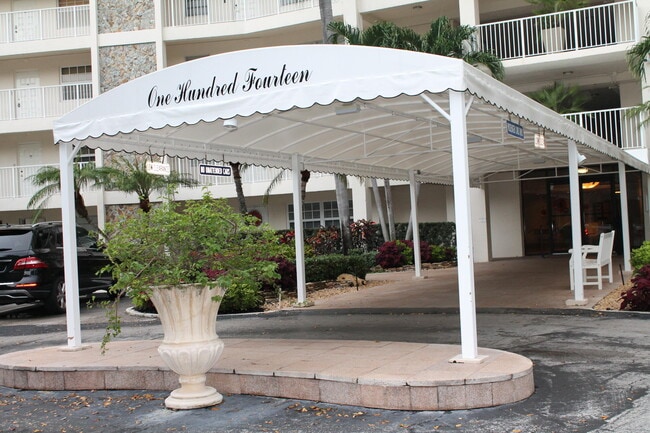 Photo - 3507 Oaks Way Unit 603