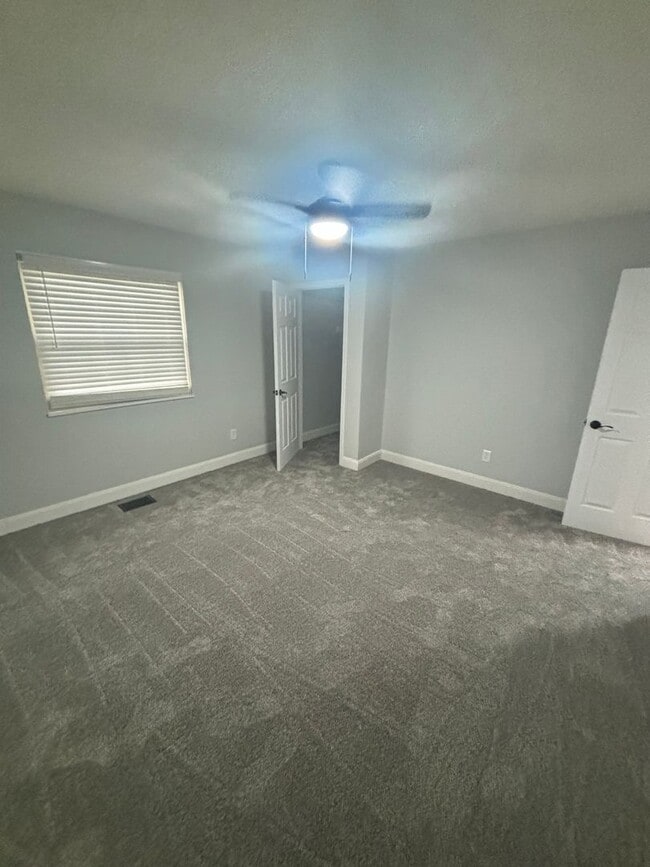 Photo - 3208 Summerhill Ln