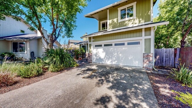 Photo - 360 Manka Cir