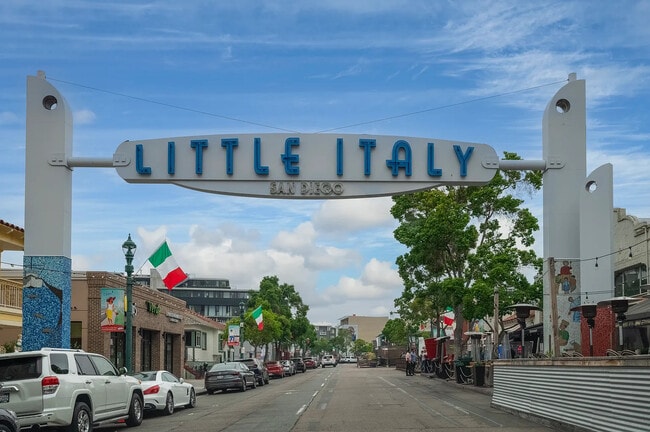 Photo - 1435 India St Unidad 308