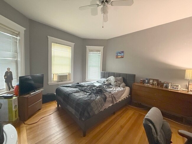 Building Photo - 28 Belknap St Unit 2 Rental