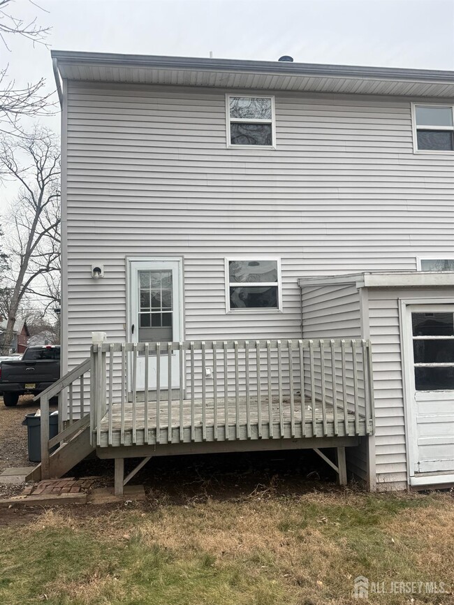 Photo - 710-712-712 Drake Ave