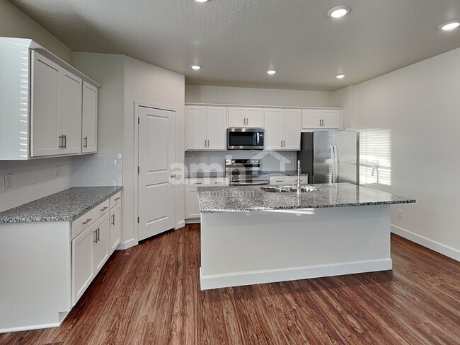 Photo - 5966 Verdigris Dr