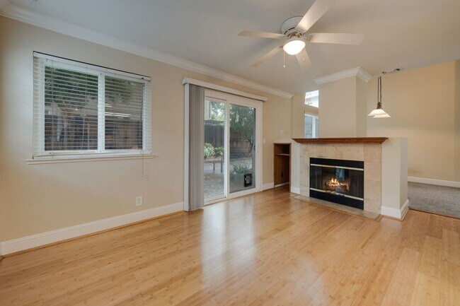 Photo - 3-Bed, 2.5-Bath Antelope Home with Vaulted Ceilings & Spacious Yard