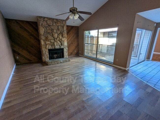 Photo - 10914 Landon Ln