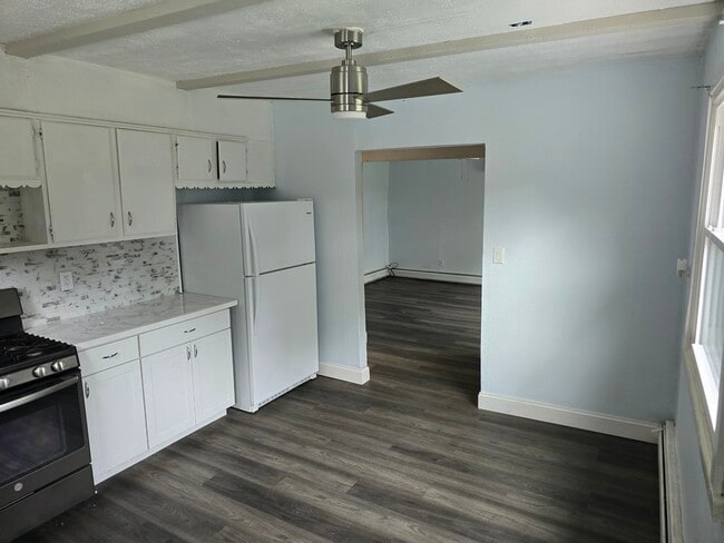 Photo - 43 Milton Tpke Unit B