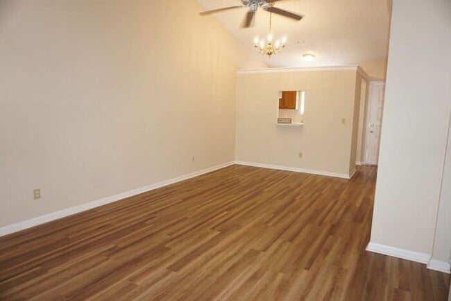 Photo - Orange Park - 2/2 flat