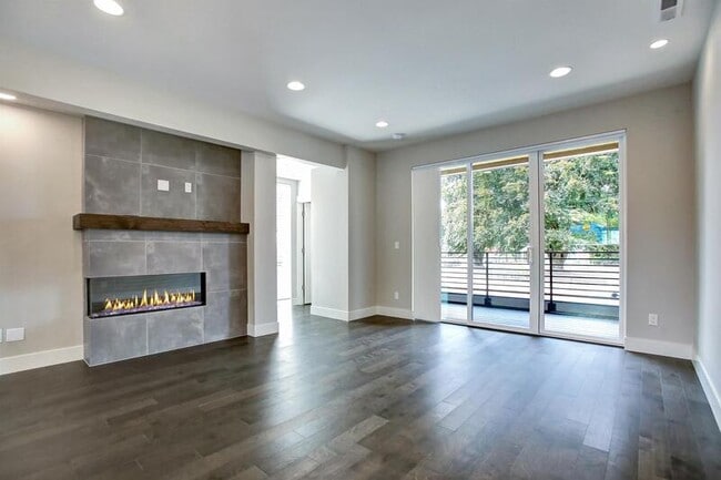 Photo - 5739 SE 18th Ave