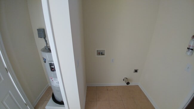 Building Photo - 128 Williamsburg Rd Rental