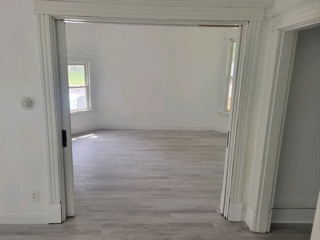 519 East St Unit 1st floor Front