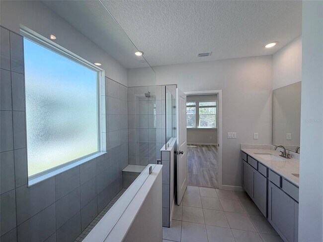 Photo - 36 Perseus Ave