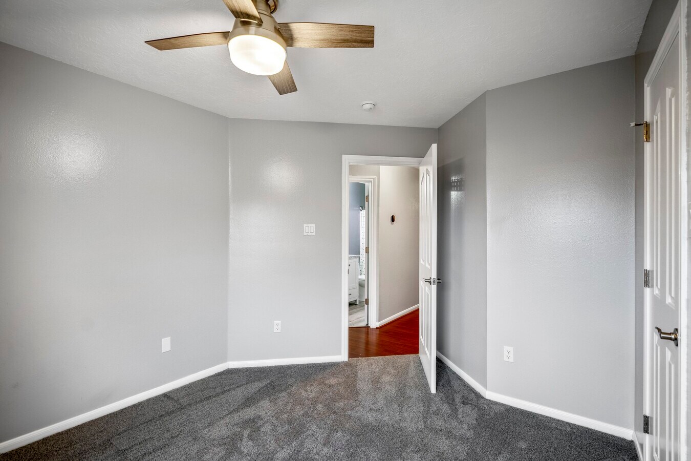 Photo - 2923 Goldspring Ln
