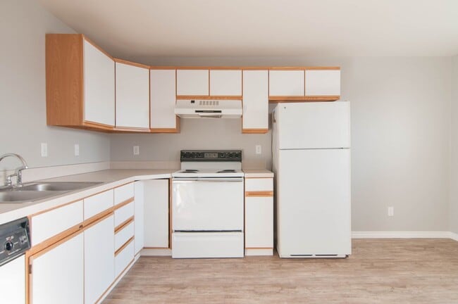 Photo - 2bd/1b, First Floor Unit Available Now! Unit 101