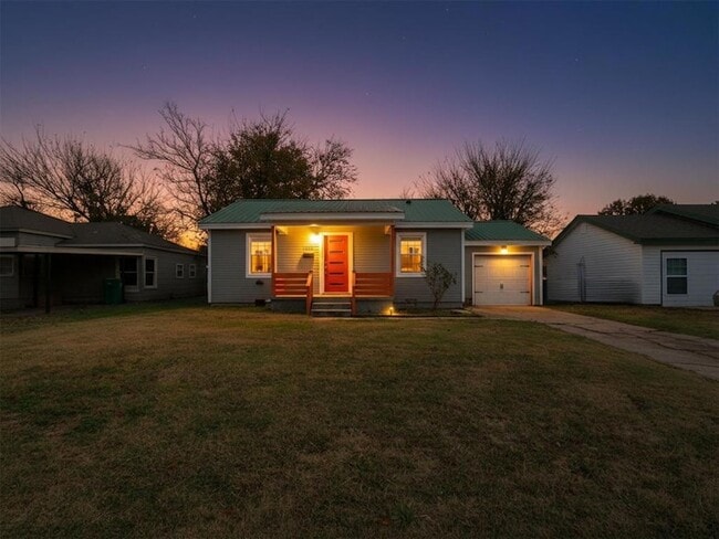 Photo - 1338 South Dr