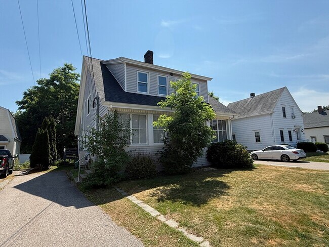Photo - 104 S Main St Townhome